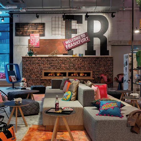 Moxy Frankfurt City Center