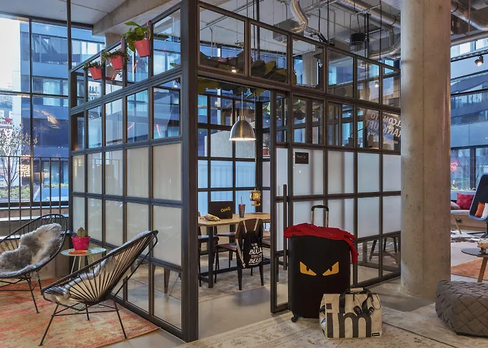 Moxy Frankfurt Center Hotel Frankfurt am Main