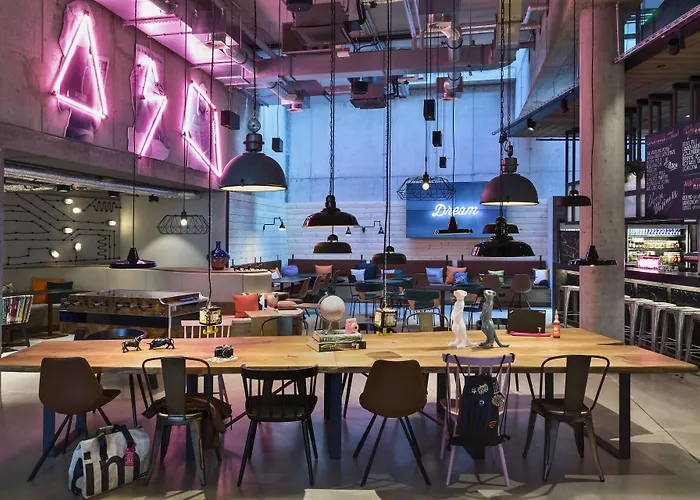 Moxy Frankfurt Center فرانكفورت