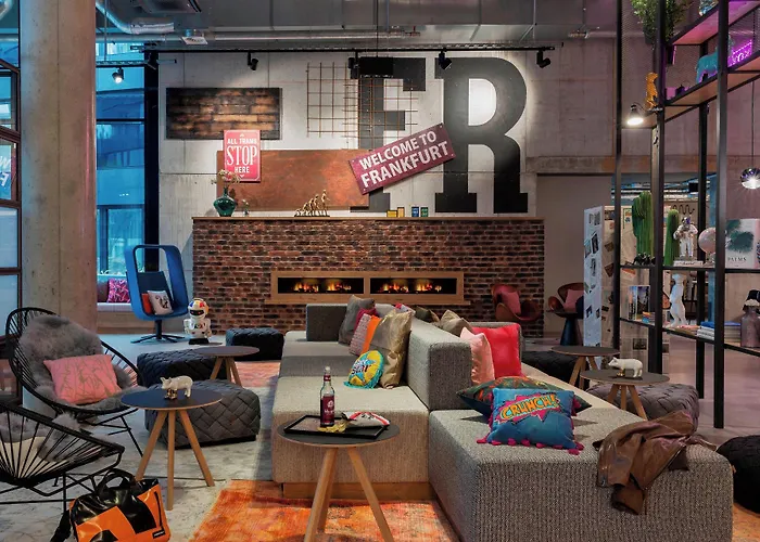 فندق Moxy Frankfurt Center فرانكفورت