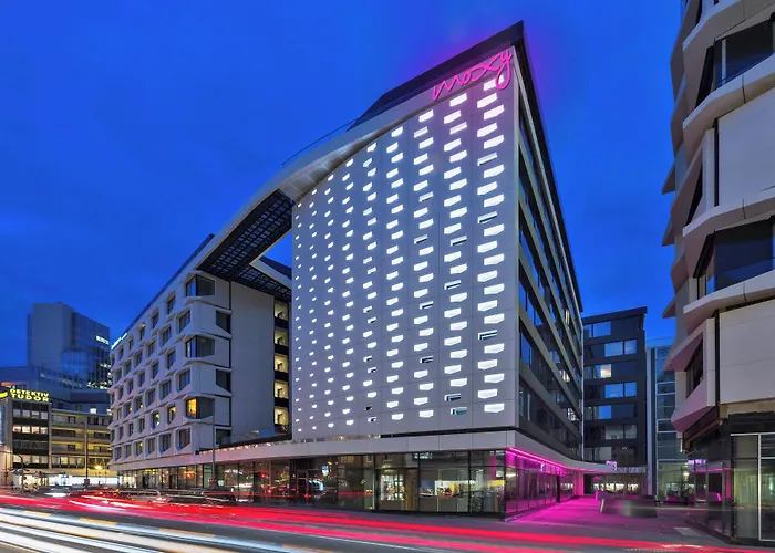 Moxy Frankfurt Center 3*